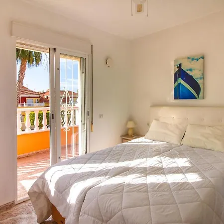 Holiday home In With Kitchen Torrevieja